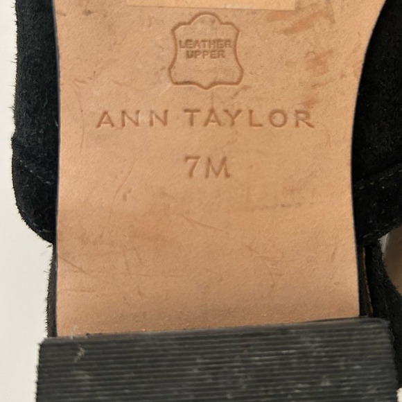 Ann Taylor Black Suede Pointy Toe T-Strap Flat Shoes Size 7 - Picture 8 of 8